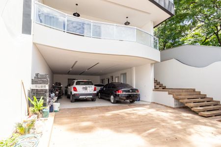 Casa à venda com 700m², 8 quartos e 8 vagasGaragem