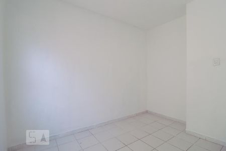 Sala/Quarto de kitnet/studio à venda com 1 quarto, 24m² em Centro Histórico, Porto Alegre