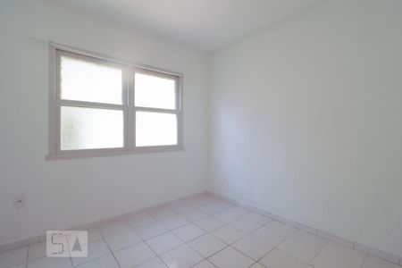 Sala/Quarto de kitnet/studio à venda com 1 quarto, 24m² em Centro Histórico, Porto Alegre
