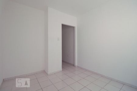 Sala/Quarto de kitnet/studio à venda com 1 quarto, 24m² em Centro Histórico, Porto Alegre