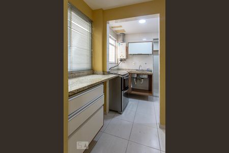 Apartamento à venda com 126m², 3 quartos e 2 vagasCozinha