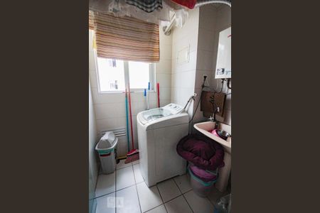 Apartamento à venda com 64m², 2 quartos e 1 vagaarea de serviço