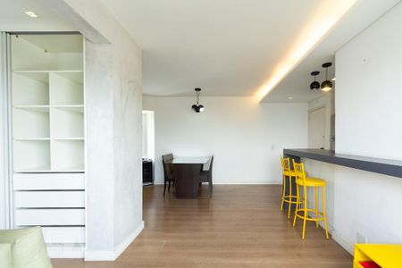 Apartamento à venda com 58m², 2 quartos e 1 vaga Apartamento à venda com 58m², 2 quartos e 1 vagaSala/Cozinha