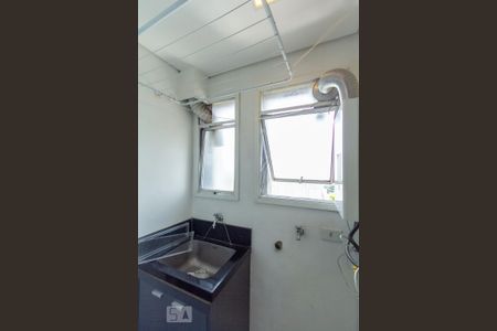 Apartamento à venda com 58m², 2 quartos e 1 vaga Apartamento à venda com 58m², 2 quartos e 1 vagaÁrea de Serviço