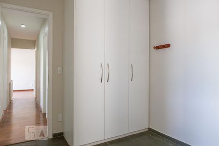Quarto 1 de apartamento para alugar com 3 quartos, 71m² em Vila Ipojuca, São Paulo