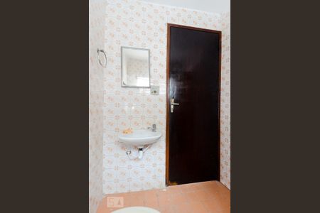 Casa à venda com 90m², 3 quartos e 2 vagas Casa à venda com 90m², 3 quartos e 2 vagasBanheiro
