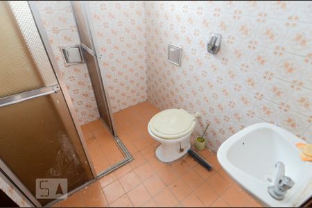 Casa à venda com 90m², 3 quartos e 2 vagas Casa à venda com 90m², 3 quartos e 2 vagasBanheiro
