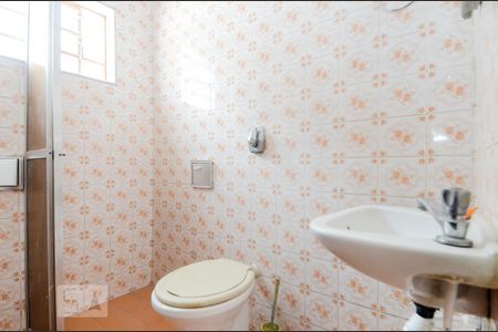 Casa à venda com 90m², 3 quartos e 2 vagas Casa à venda com 90m², 3 quartos e 2 vagasBanheiro