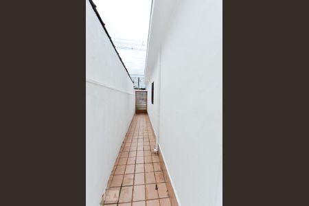 Casa à venda com 90m², 3 quartos e 2 vagas Casa à venda com 90m², 3 quartos e 2 vagasCorredor Lateral