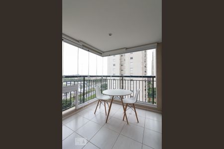 Varanda de kitnet/studio para alugar com 1 quarto, 38m² em Jardim Flor da Montanha, Guarulhos