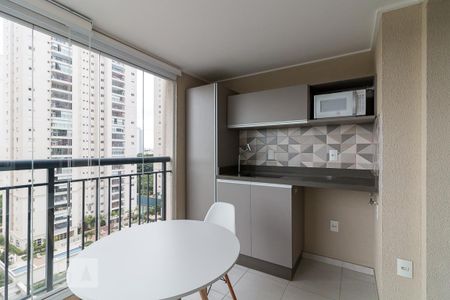 Varanda de kitnet/studio para alugar com 1 quarto, 38m² em Jardim Flor da Montanha, Guarulhos