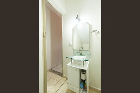 Casa para alugar com 220m², 3 quartos e 5 vagasLavabo