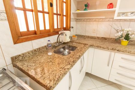 Casa para alugar com 220m², 3 quartos e 5 vagasCozinha