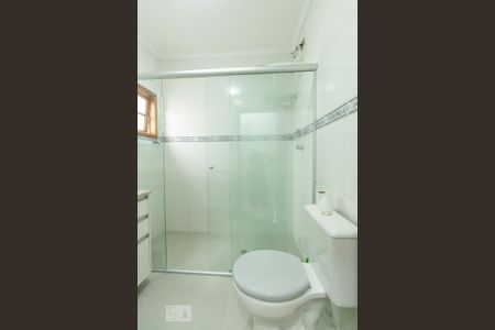 Casa para alugar com 220m², 3 quartos e 5 vagasBanheiro do Quarto 1