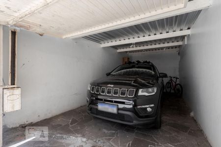 Garagem de apartamento à venda com 3 quartos, 87m² em Petrópolis, Porto Alegre