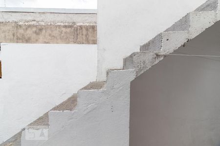Vista de casa à venda com 2 quartos, 120m² em Parque dos Bancários, São Paulo