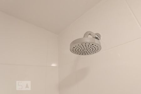 Apartamento para alugar com 66m², 2 quartos e 2 vagasDetalhe banheiro suíte 2 - Chuveiro