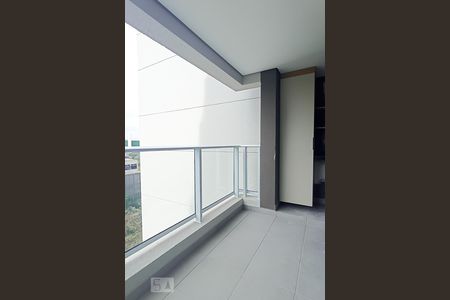 Varanda sala e área de serviço de apartamento para alugar com 2 quartos, 66m² em Bethaville I, Barueri