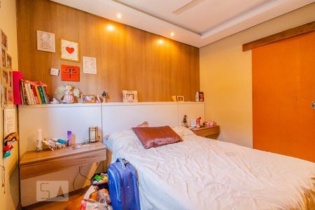 Casa à venda com 298m², 5 quartos e 3 vagasQuarto 4