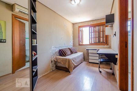 Quarto 2 de casa à venda com 5 quartos, 298m² em São José, Porto Alegre