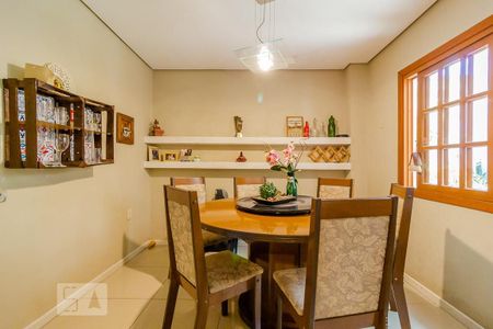 Casa à venda com 298m², 5 quartos e 3 vagasSala de jantar