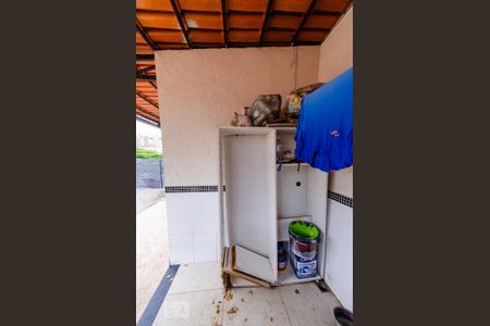 Casa à venda com 300m², 4 quartos e 4 vagas Casa à venda com 300m², 4 quartos e 4 vagasÁrea de serviço