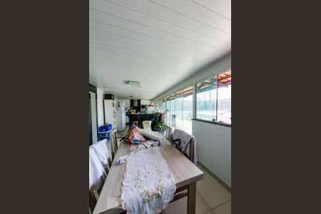 Casa à venda com 300m², 4 quartos e 4 vagas Casa à venda com 300m², 4 quartos e 4 vagasCopa