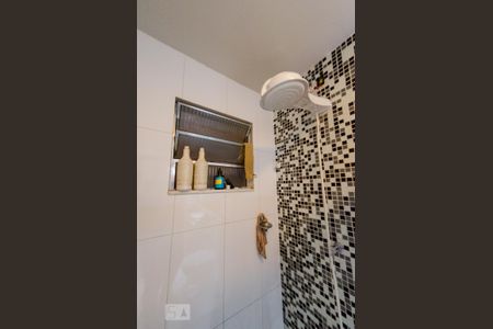 Casa à venda com 300m², 4 quartos e 4 vagas Casa à venda com 300m², 4 quartos e 4 vagasBanheiro da suíte