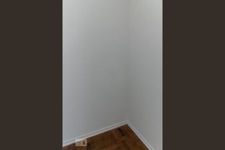 Apartamento à venda com 87m², 2 quartos e 1 vaga Apartamento à venda com 87m², 2 quartos e 1 vagaQuarto de Serviço