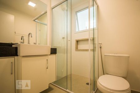 Banheiro da Suíte de apartamento para alugar com 1 quarto, 43m² em Centro, Campinas