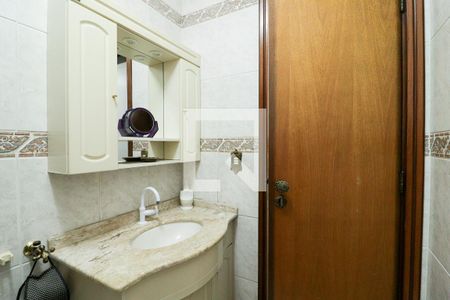 Casa à venda com 166m², 3 quartos e 2 vagasBanheiro Social