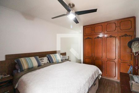 Casa à venda com 166m², 3 quartos e 2 vagasSuíte