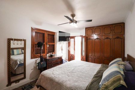 Casa à venda com 166m², 3 quartos e 2 vagasSuíte