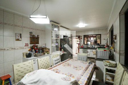 Casa à venda com 166m², 3 quartos e 2 vagasCozinha