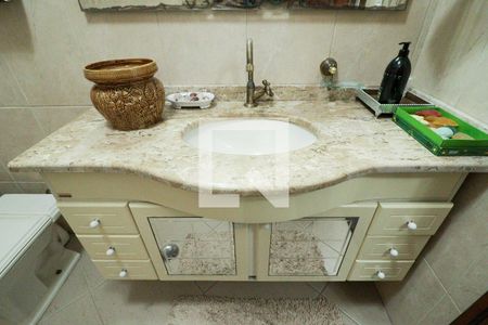 Casa à venda com 166m², 3 quartos e 2 vagasLavabo