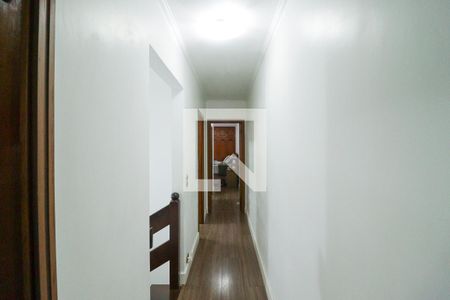 Casa à venda com 166m², 3 quartos e 2 vagasCorredor