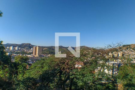 Apartamento para alugar com 110m², 2 quartos e 1 vagaVista