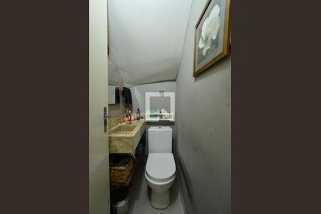 Casa à venda com 170m², 3 quartos e 3 vagasLavabo