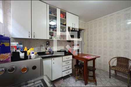 Casa à venda com 170m², 3 quartos e 3 vagasCozinha