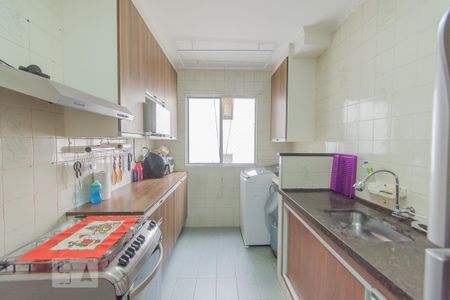 Cozinha de apartamento à venda com 2 quartos, 55m² em Conjunto Residencial Souza Queiroz, Campinas