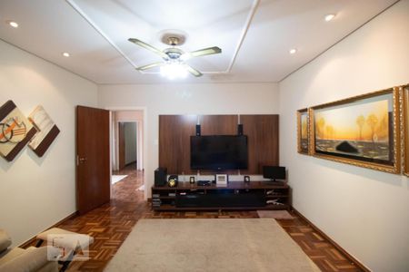 Salas de casa à venda com 5 quartos, 400m² em Taquaral, Campinas