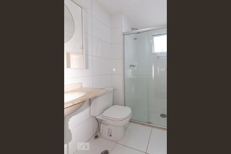 Apartamento à venda com 149m², 3 quartos e 3 vagas Apartamento à venda com 149m², 3 quartos e 3 vagasBanheiro da Suíte 2