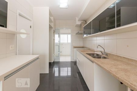 Apartamento à venda com 149m², 3 quartos e 3 vagas Apartamento à venda com 149m², 3 quartos e 3 vagasCozinha