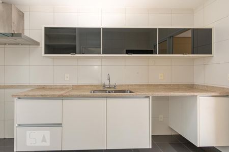 Apartamento à venda com 149m², 3 quartos e 3 vagas Apartamento à venda com 149m², 3 quartos e 3 vagasCozinha