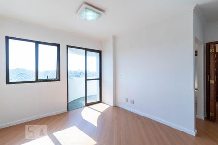 Sala de Estar de apartamento à venda com 3 quartos, 84m² em Jardim Santa Inês, São Paulo