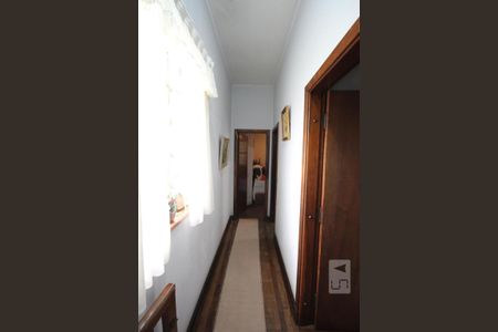 Casa à venda com 476m², 3 quartos e 3 vagasCorredor