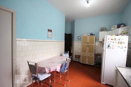 Casa à venda com 476m², 3 quartos e 3 vagasCozinha