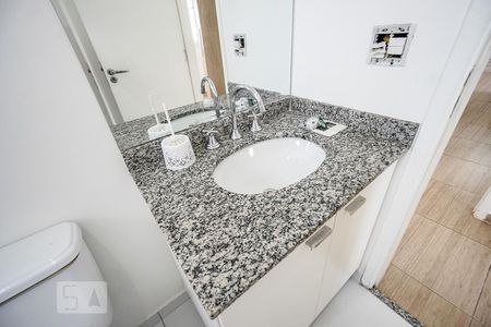 Apartamento à venda com 81m², 3 quartos e 2 vagas Apartamento à venda com 81m², 3 quartos e 2 vagasPia