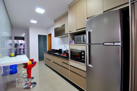 Apartamento à venda com 110m², 2 quartos e 2 vagasCozinha