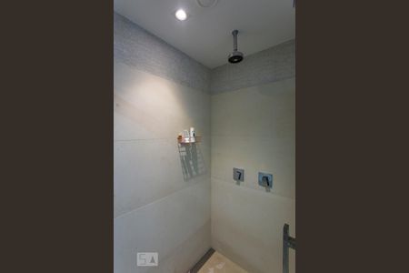 Apartamento para alugar com 68m², 1 quarto e 2 vagas Apartamento para alugar com 68m², 1 quarto e 2 vagasDetalhe do Banheiro da Suite